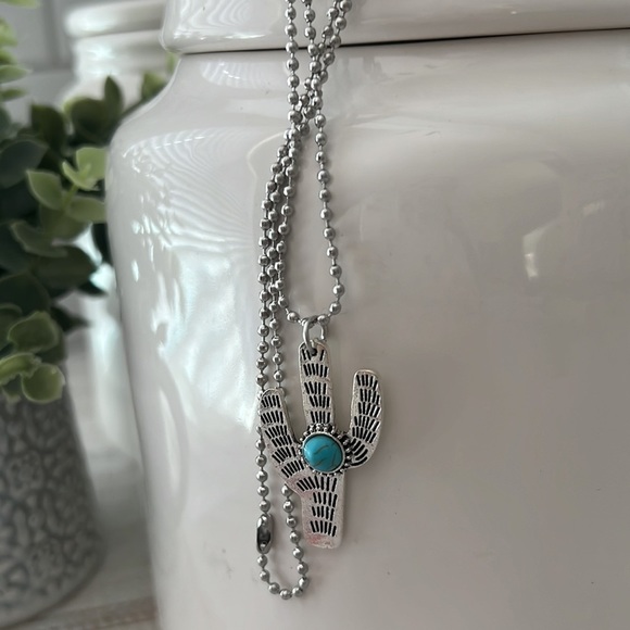Cute Turquoise Women's Necklace - Picture 7 of 13